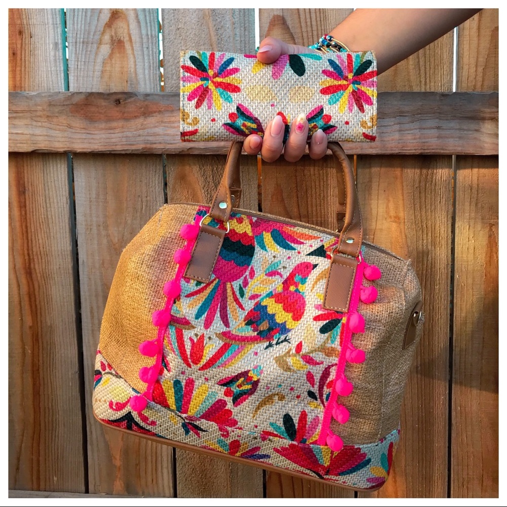 Colorful Bag with Matching Wallet🌺